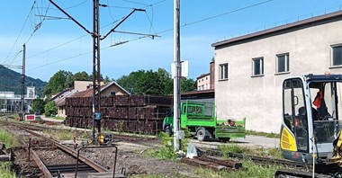 POLREGIO: Zaczyna się remont bocznicy w Suchej Beskidzkiej