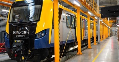 Sucha Beskidzka – Żywiec: 11 par kursów obsługiwanych EN57 