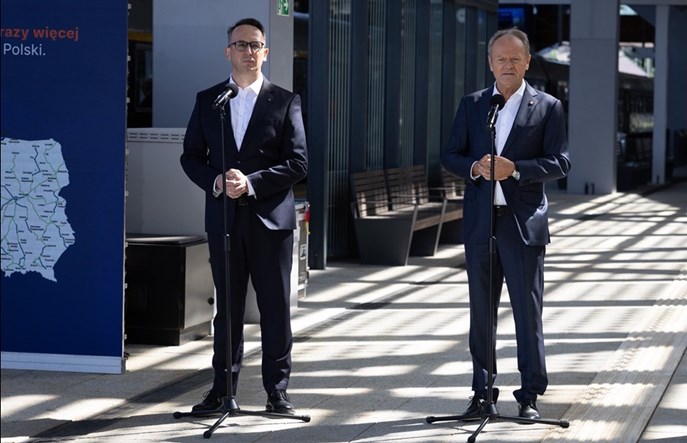 Tusk o ZSK i „Naszej Kolei”: Polska sieć będzie najnowocześniejsza w Europie