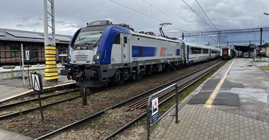 PKP Intercity tłumaczy się z punktualności i odwołań w upały