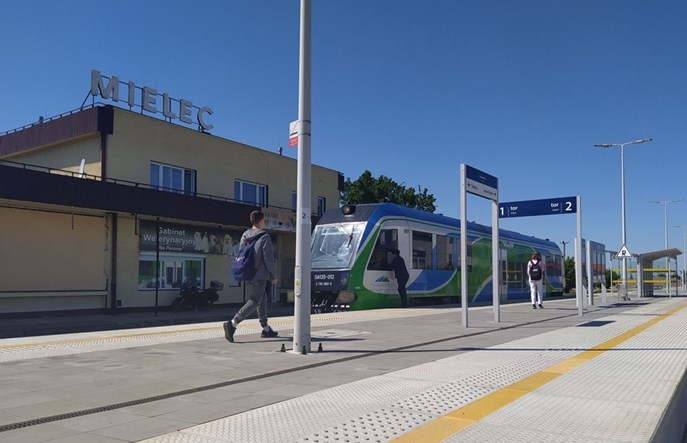 Podkarpackie rozważa pociągi Dębica – Mielec – Tarnobrzeg 