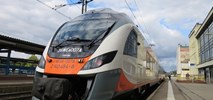 O krok od zderzenia w Kielcach. Dwa pociągi na jednym torze