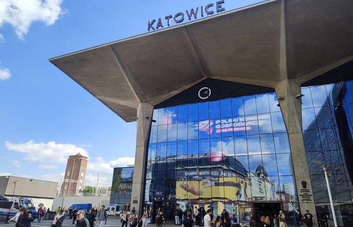 Śląskie: Zmiany peronowe w Katowicach, Sosnowcu i Mysłowicach