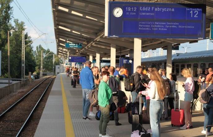 UTK: Rekordowy lipiec. Przewozy po raz pierwszy przekroczyły 40 mln pasażerów