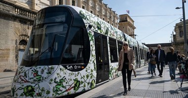 CAF z kontraktem na 15 tramwajów dla paryskiej linii T13
