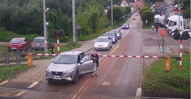 Gdańsk: Przejazd przy Niegowskiej - znów o krok od zderzenia