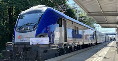 PKP PLK razem z PKP Intercity i Politechniką Poznańską sprawdzają oddziaływanie pociągów i torów 
