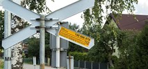 PKP PLK: Żółte naklejki zapobiegły blisko 100 wypadkom