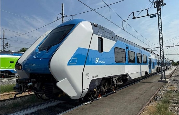 InnoTrans: Hitachi prezentuje bateryjny pojazd dla Kolei Włoskich