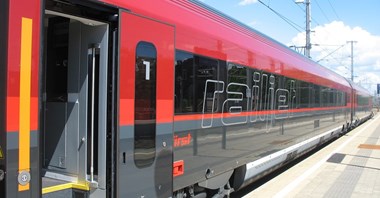 Pociągi w Austrii przyspieszyły do 250 km/h