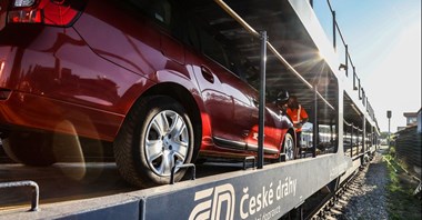 České dráhy podsumowały „motoryzacyjne" wakacje. Autovlak na Słowację dość popularny 