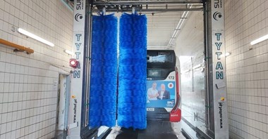 Nowa myjnia trolejbusów i autobusów SULTOF TYTAN w Czeskiej Opawie