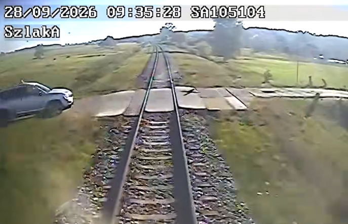 POLREGIO. Kolejny raz o włos od tragedii na przejeździe 