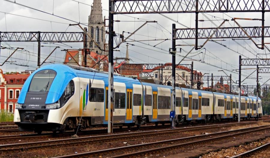 Koleje Śląskie posyłają swoje Elfy na przegląd P4 Koleje Śląskie posyłają swoje Elfy na przegląd P4