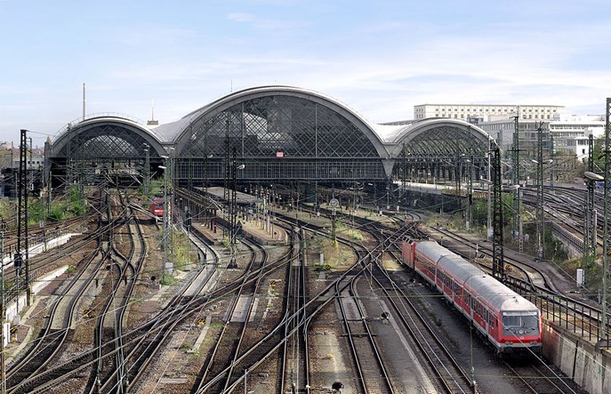 Przełomu w sprawie RE do Drezna nie ma