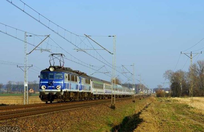 Przyżycki: Nie mnożyć nadmiernie zadań na linii do Lublina