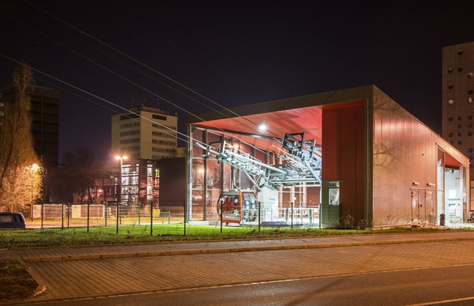 Polinka jeździ z jednym wagonikiem