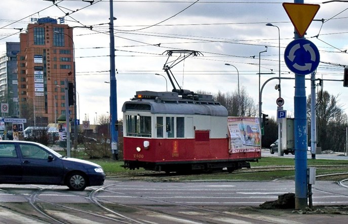 Kto dostarczy tabor techniczny dla Tramwajów Warszawskich?