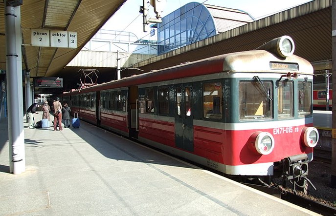 Stomma: Poprzedni rząd chciał uniknąć odpowiedzialności ws. Przewozów Regionalnych