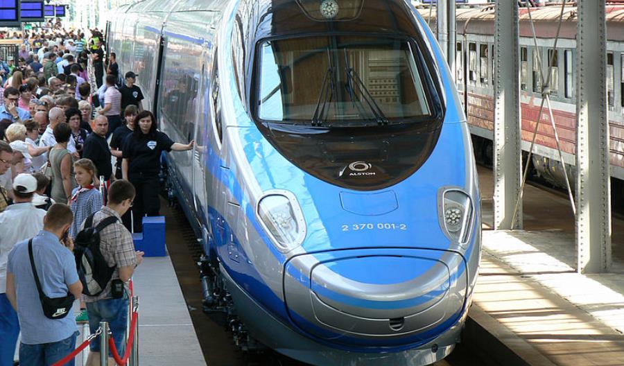PKP Intercity pyta pasażerów o kodeks kulturalnego podróżowania PKP Intercity pyta pasażerów o kodeks kulturalnego podróżowania