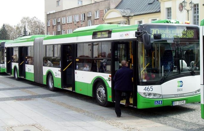 Jakdojade.pl będzie sprzedawać bilety na komunikację miejską