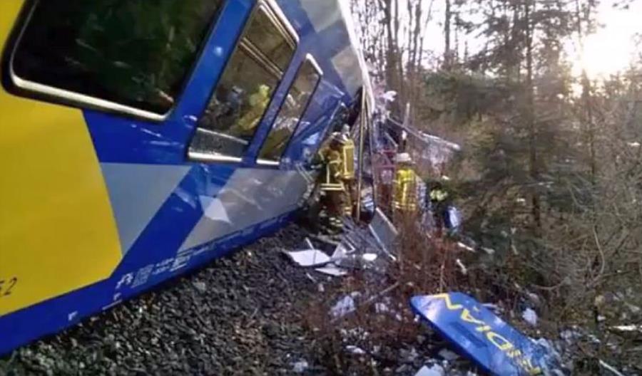 Katastrofa kolejowa w Niemczech. 9 ofiar śmiertelnych [aktualizacja]