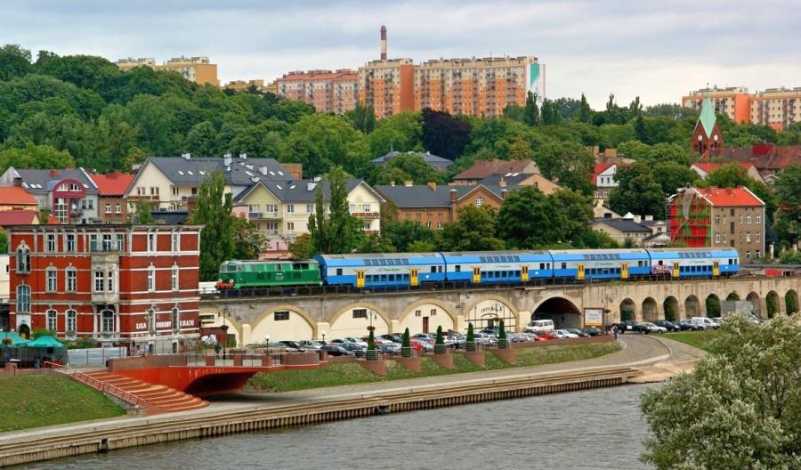 Duże zainteresowanie modernizacją wyjątkowej estakady w Gorzowie Duże zainteresowanie modernizacją wyjątkowej estakady w Gorzowie