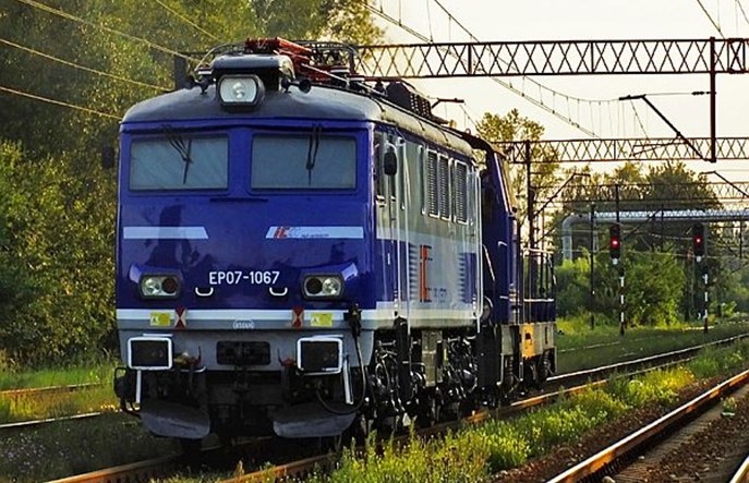 Kto zmodernizuje lokomotywy PKP Intercity?