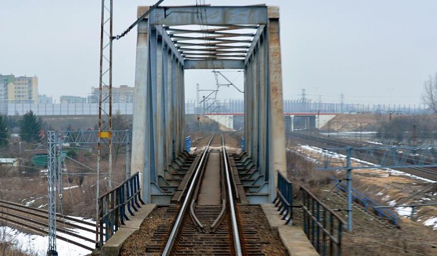 PLK wychodzi z impasu. Zatrzęsienie przetargów PLK wychodzi z impasu. Zatrzęsienie przetargów