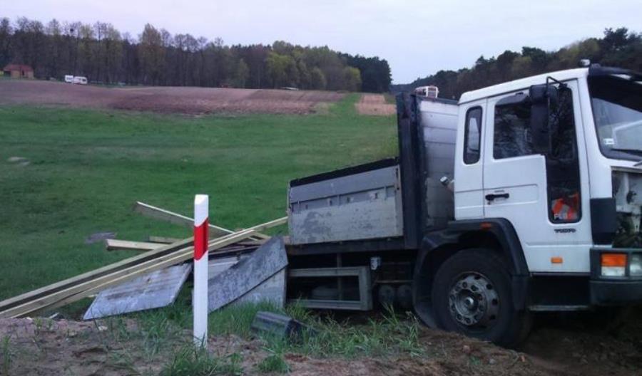 „Mógł trąbić i hamować”. Przedsiębiorca obwinia za wypadek w Wielkopolsce maszynistę „Mógł trąbić i hamować”. Przedsiębiorca obwinia za wypadek w Wielkopolsce maszynistę