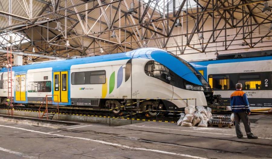 Elfy Kolei Śląskich do naprawy za 33 mln zł Elfy Kolei Śląskich do naprawy za 33 mln zł