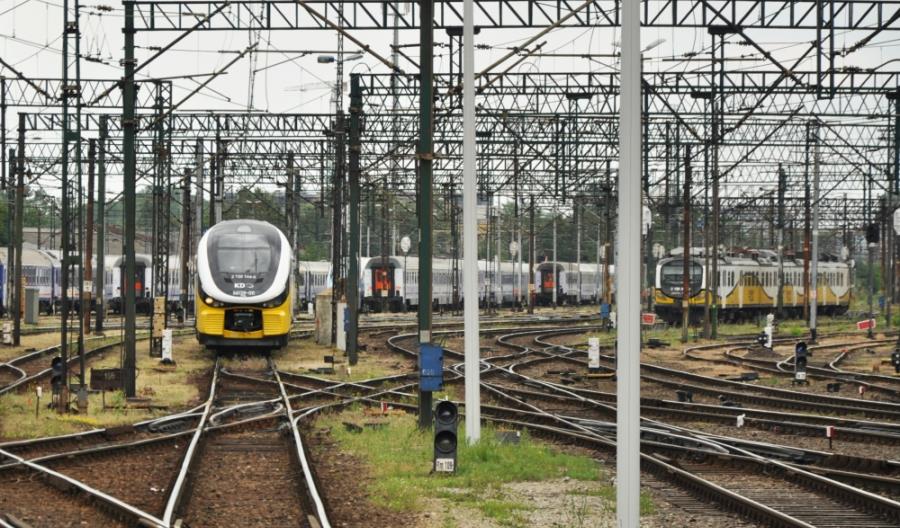 Dolnośląskie chce przejąć prawie 370 kilometrów linii kolejowych Dolnośląskie chce przejąć prawie 370 kilometrów linii kolejowych
