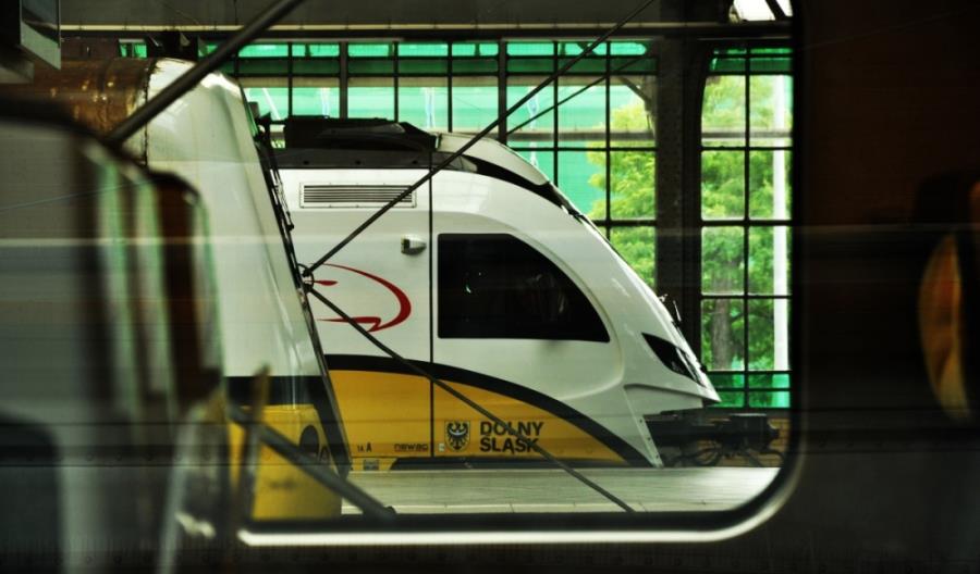Dolnośląskie kupi 11 nowych elektrycznych pociągów Dolnośląskie kupi 11 nowych elektrycznych pociągów