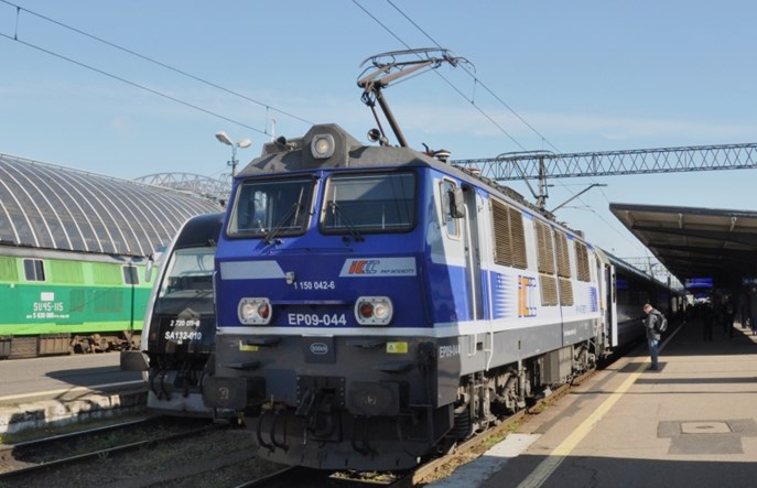 Newag z przewagą w przetargu na naprawy EP09 