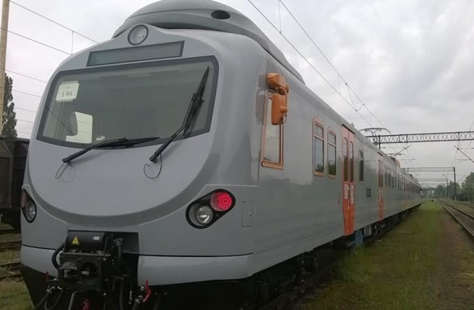 Pierwszy zmodernizowany przez FPS EN57 jest już na testach (zdjęcia)