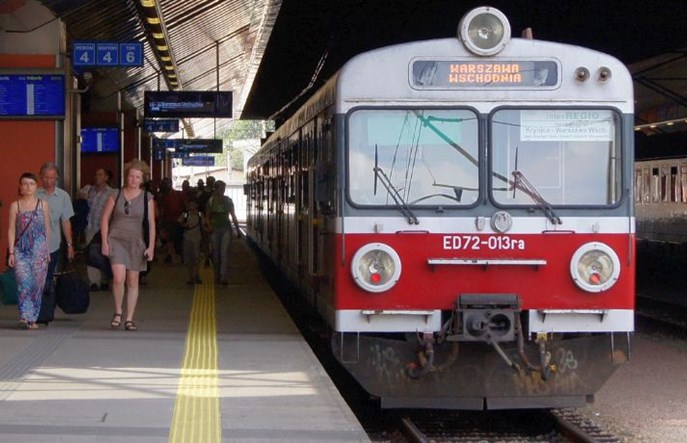 Przewozy Regionalne zamawiają systemy informacji pasażerskiej