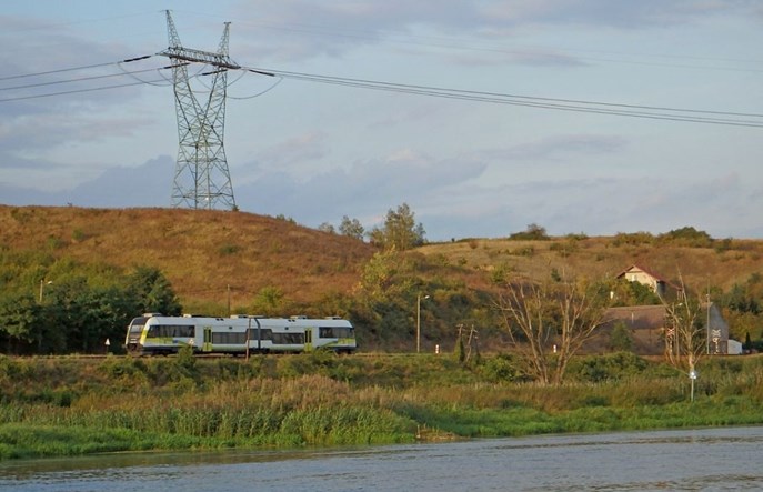 Internauci pozytywnie o podróży kolejami