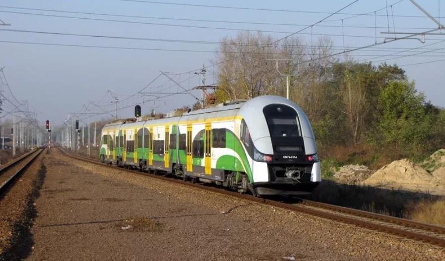 Wydłuża się przetarg na linię 447. Chińczycy wygrali w KIO Wydłuża się przetarg na linię 447. Chińczycy wygrali w KIO