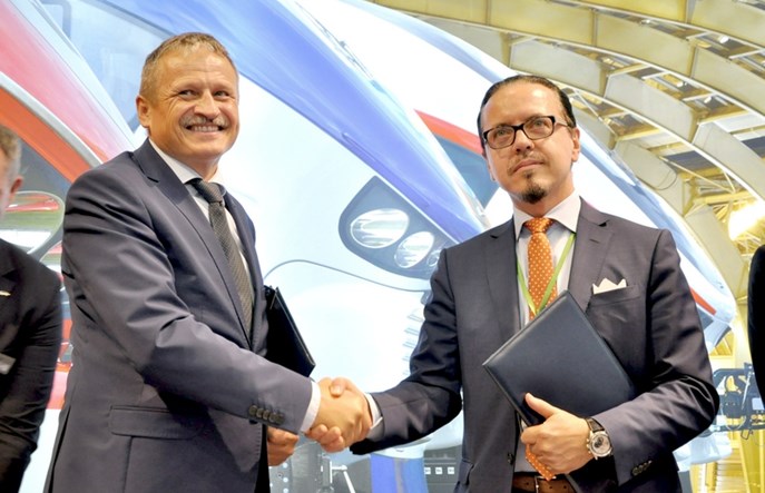 Pesa z memorandum dotyczącym modernizacji ukraińskich lokomotyw