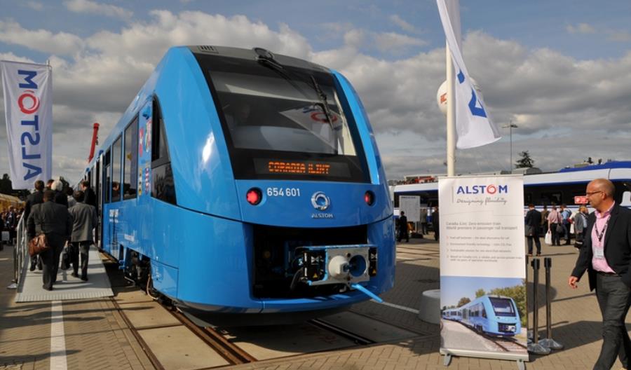 Alstom przedstawia swój bezemisyjny pociąg Coradia iLint Alstom przedstawia swój bezemisyjny pociąg Coradia iLint