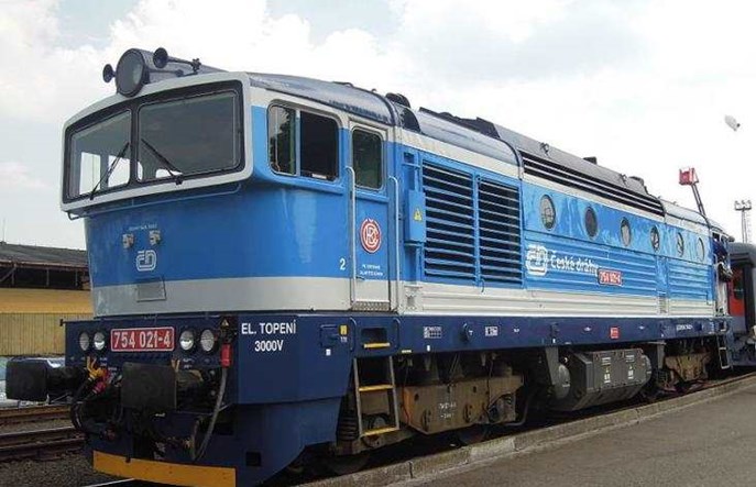 PKP Intercity znów chce wynająć 7 lokomotyw spalinowych. Pojadą w nowych relacjach