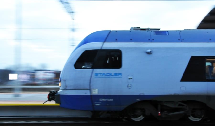 Zmiany na trasie Warszawa – Bydgoszcz. Pociągi w takcie, ale mniej Flirtów Zmiany na trasie Warszawa – Bydgoszcz. Pociągi w takcie, ale mniej Flirtów