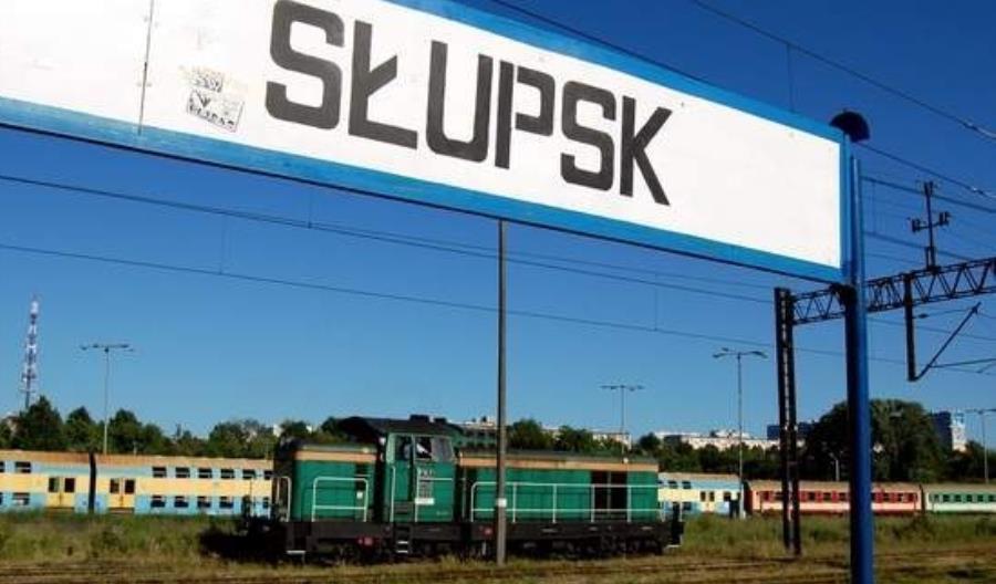 Uniewinniono aktywistkę walczącą o dwa tory do Słupska. Biedroń: Dobrze się stało Uniewinniono aktywistkę walczącą o dwa tory do Słupska. Biedroń: Dobrze się stało