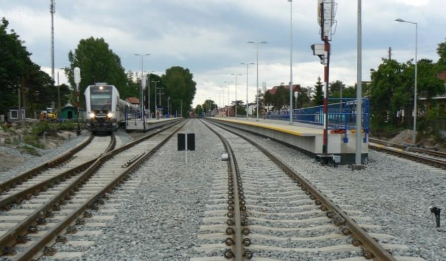 Autobusy zamiast pociągów na Hel. Pojadą obok zmodernizowanej linii kolejowej Autobusy zamiast pociągów na Hel. Pojadą obok zmodernizowanej linii kolejowej