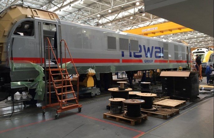 Newag buduje tajemniczego Dragona