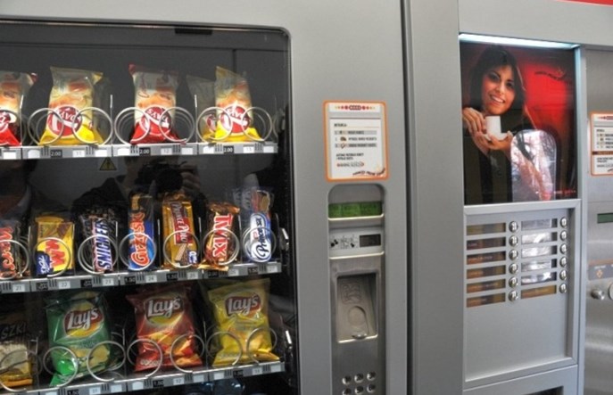 PKP Intercity zamawia automaty z przekąskami do pociągów