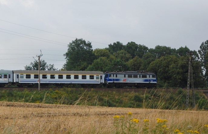 PKP Intercity wyśle do napraw i modernizacji 10 lokomotyw EU07 i EP07
