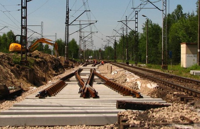 PLK unieważniła przetarg na 300 nowoczesnych rozjazdów