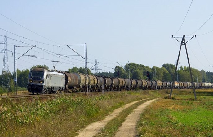 Co z poolem taborowym Pesy i PFR?