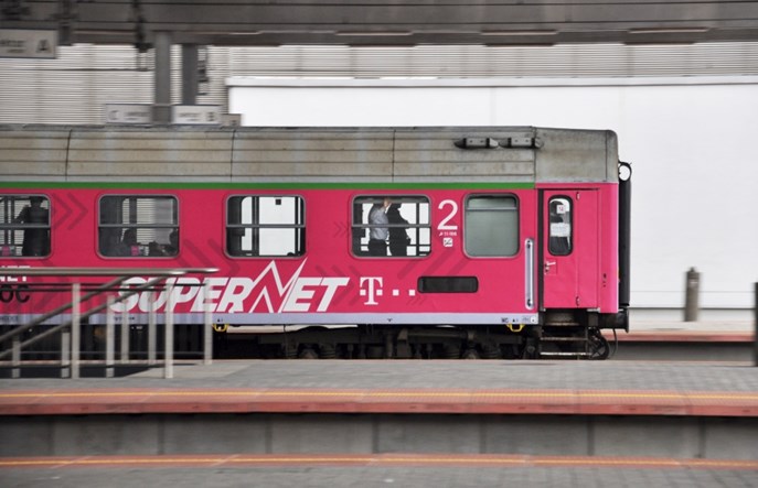 PKP Intercity już bez oklejonych okien i drzwi